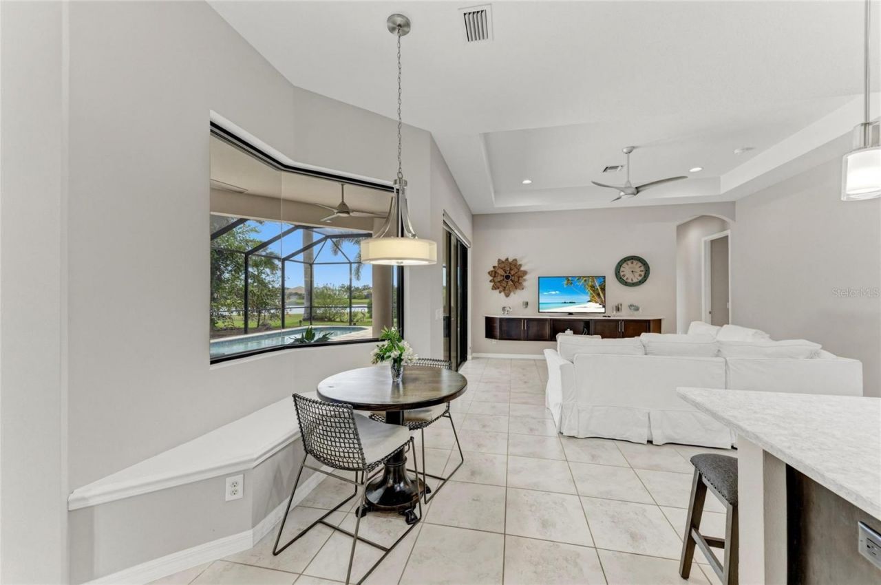 956 145th Street Circle Ne, Bradenton, FL 34212 Photo