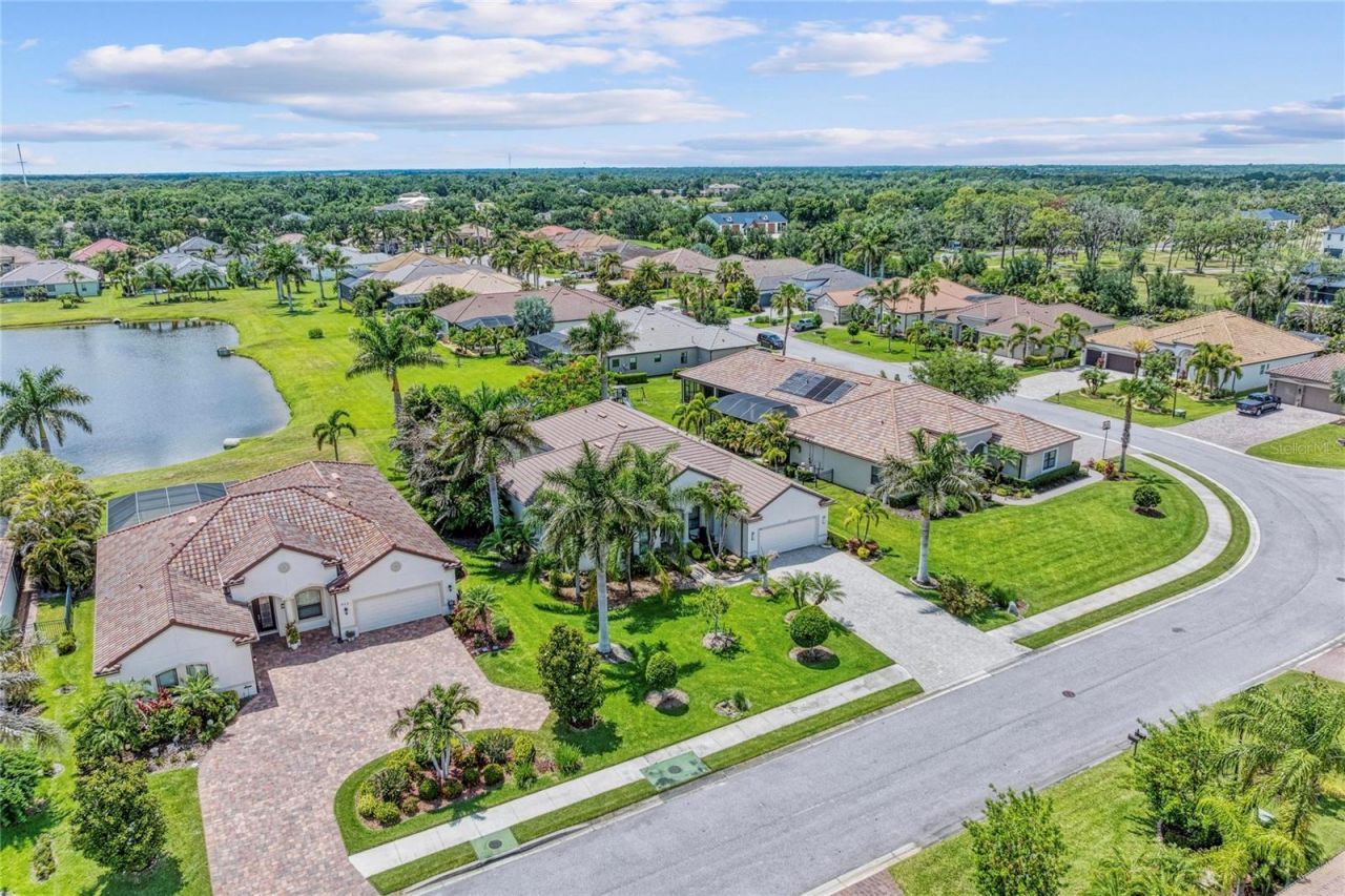 956 145th Street Circle Ne, Bradenton, FL 34212 Photo