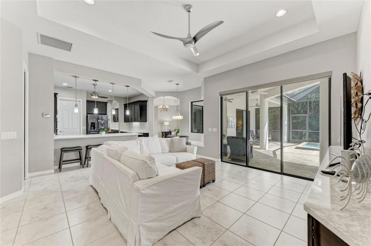 956 145th Street Circle Ne, Bradenton, FL 34212 Photo