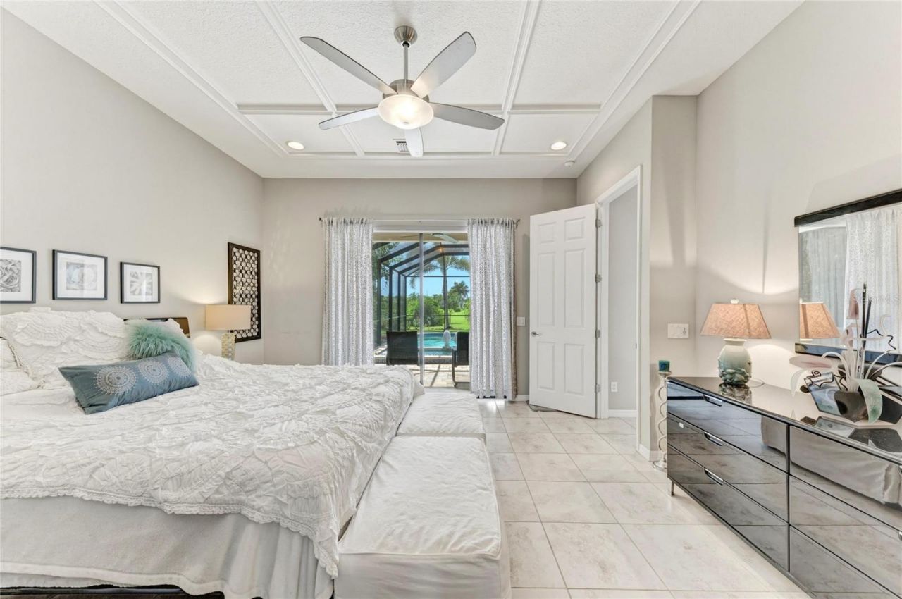 956 145th Street Circle Ne, Bradenton, FL 34212 Photo