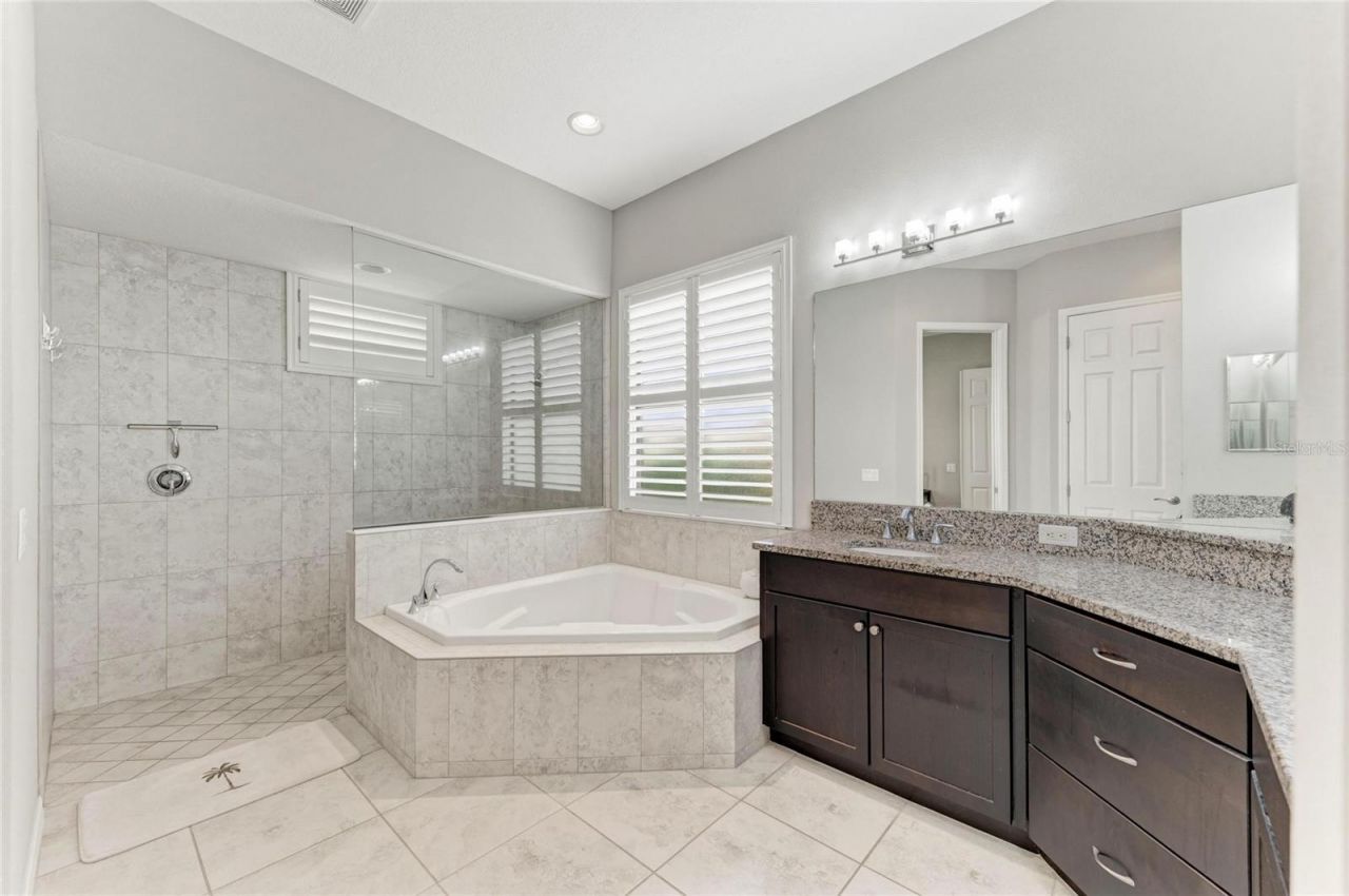 956 145th Street Circle Ne, Bradenton, FL 34212 Photo