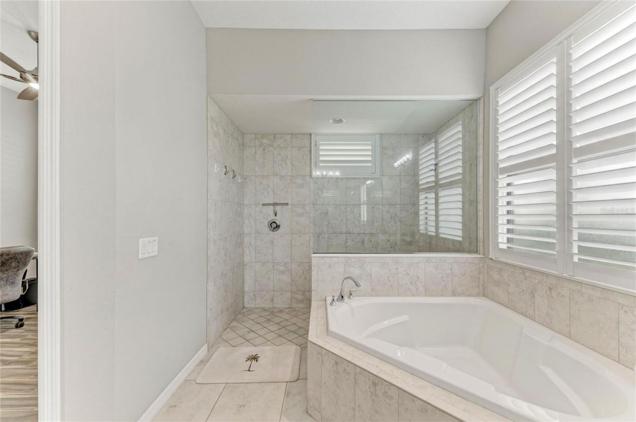 956 145th Street Circle Ne, Bradenton, FL 34212 Photo