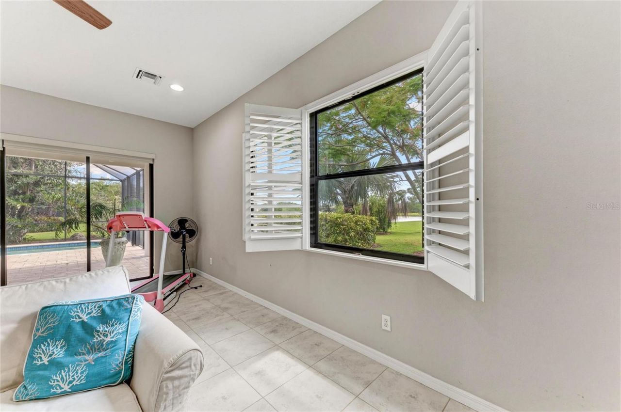 956 145th Street Circle Ne, Bradenton, FL 34212 Photo