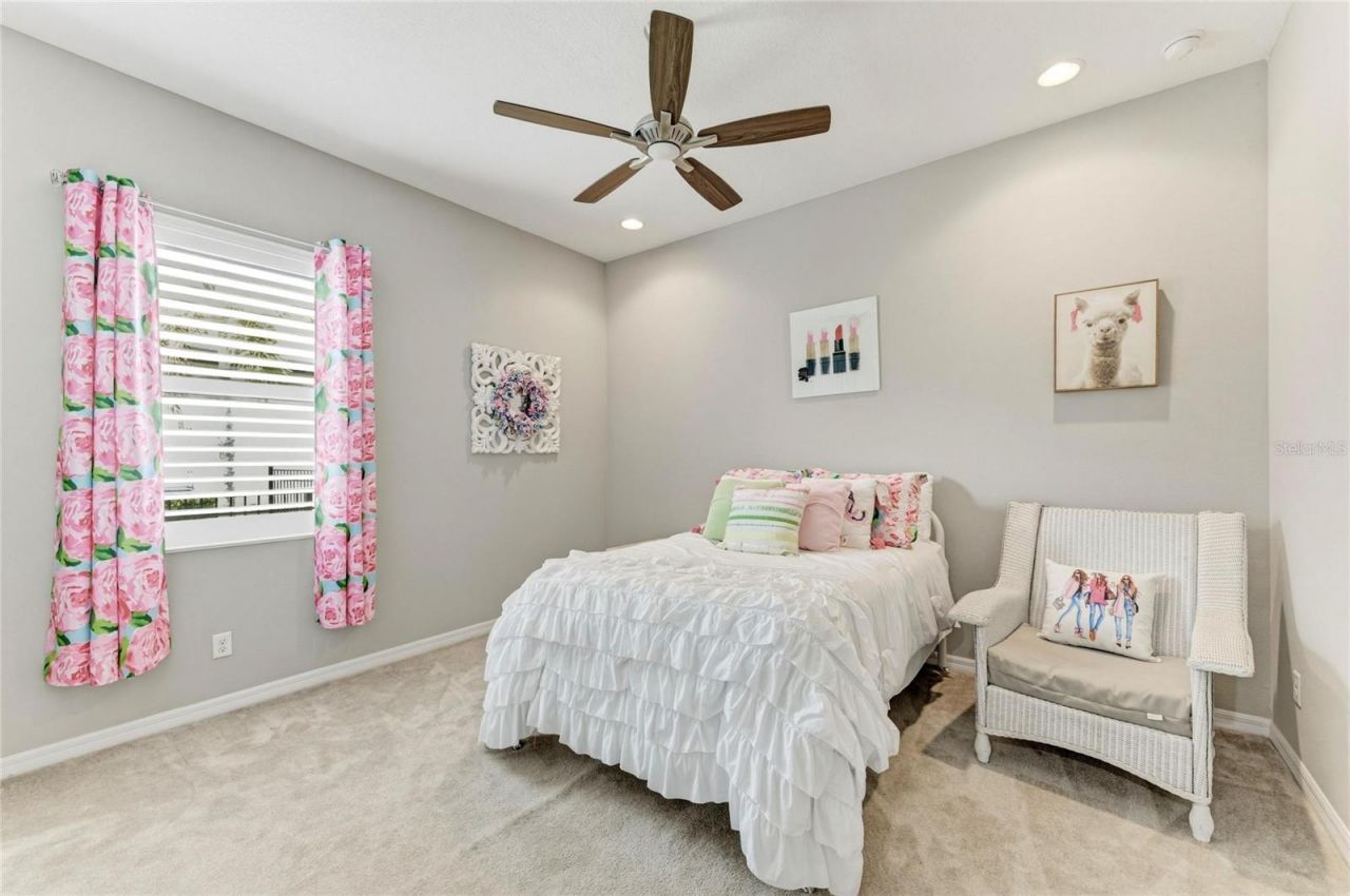 956 145th Street Circle Ne, Bradenton, FL 34212 Photo