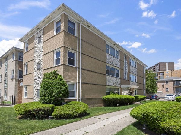 8610 W Summerdale Avenue , Unit 2S, Chicago, IL 60656