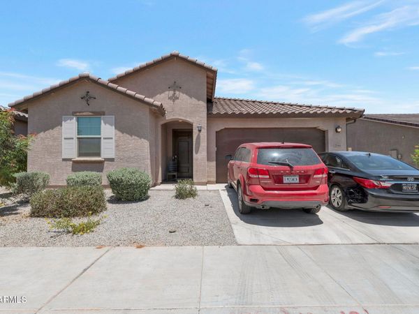 2544 W SUNLAND Avenue, Phoenix, AZ 85041