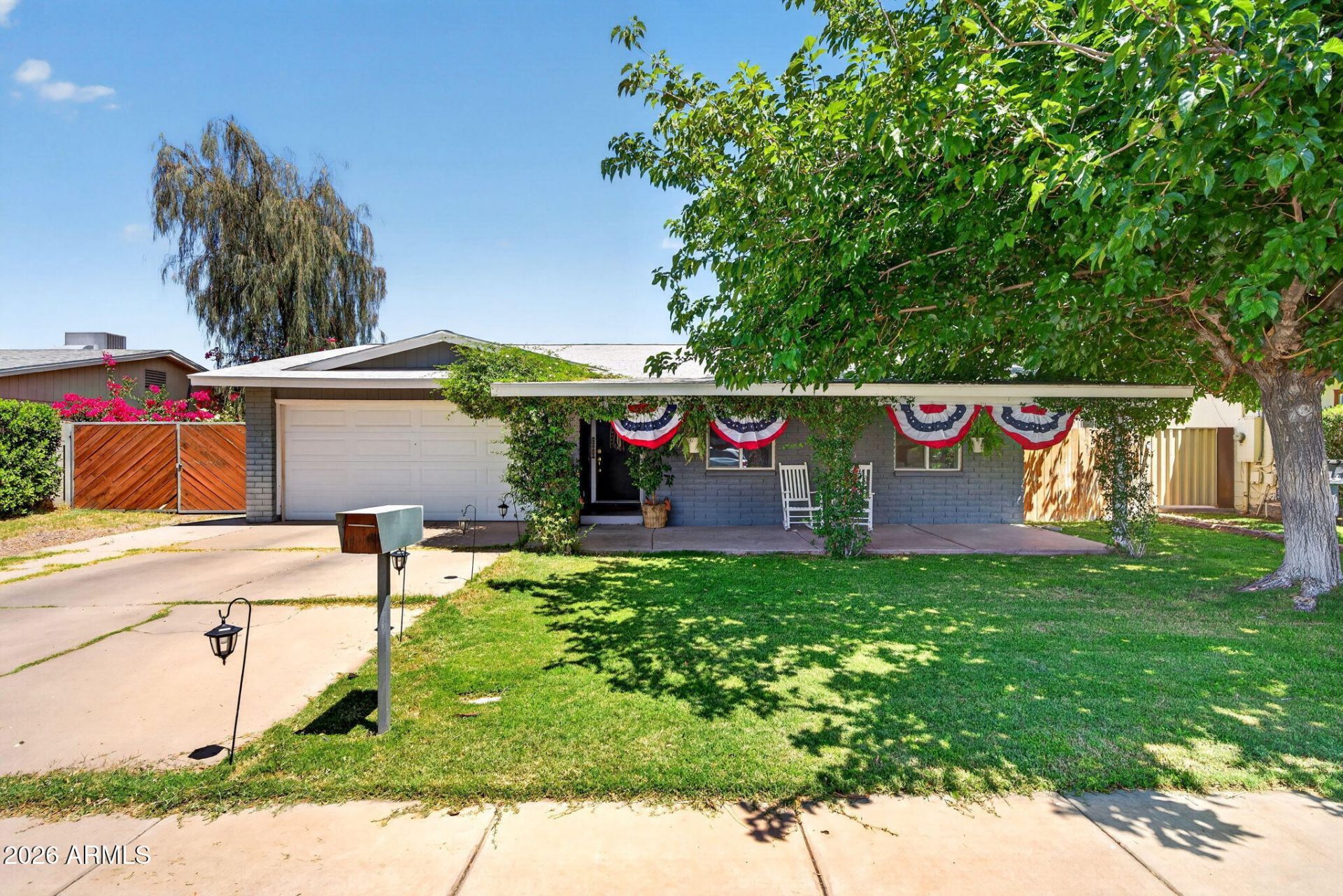 422 W Horseshoe Avenue, Gilbert, AZ 85233 Main Photo