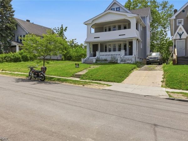 1842 Colonnade Road, Unit DOWN, Cleveland, OH 44112
