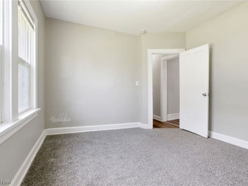 1842 Colonnade Road, Unit DOWN, Cleveland, OH 44112 Photo 10