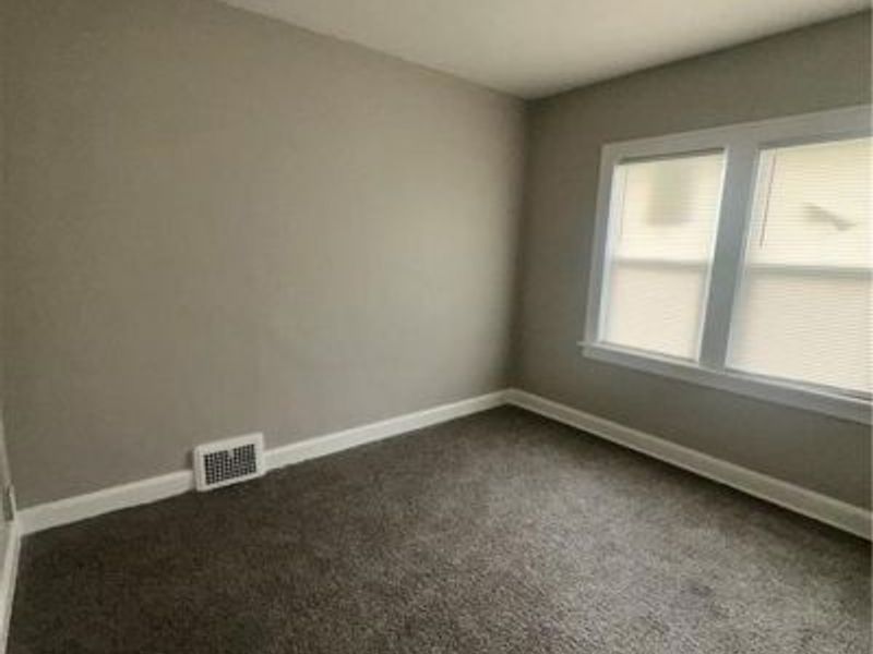 1842 Colonnade Road , Unit DOWN, Cleveland, OH 44112 Photo 11