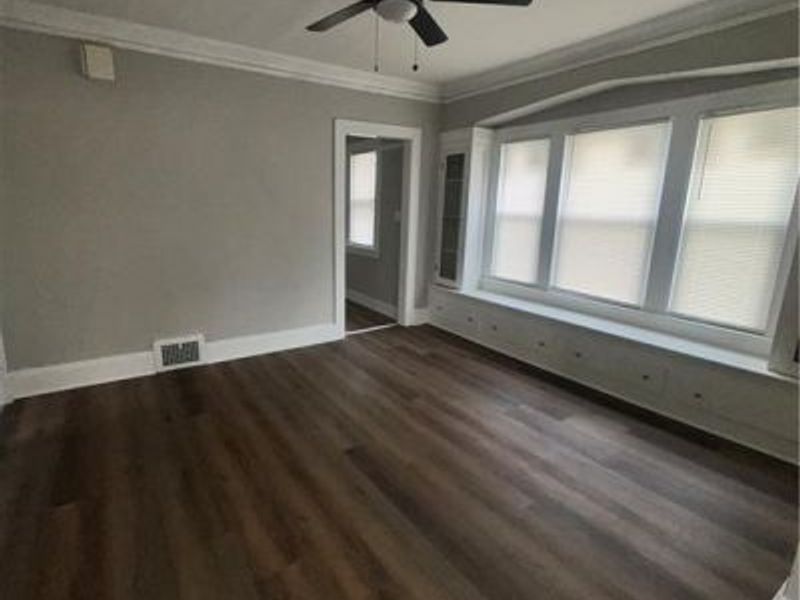 1842 Colonnade Road , Unit DOWN, Cleveland, OH 44112 Photo 6