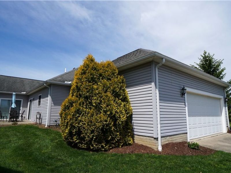 1166 Cobblestone Drive, Tallmadge, OH 44278 Photo 6
