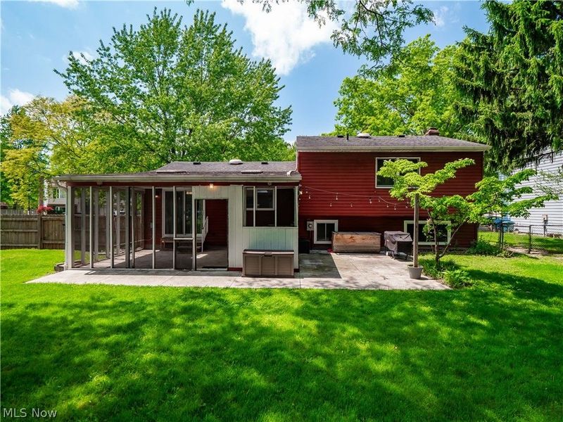 8590 Fairlane Drive, Olmsted Falls, OH 44138 Photo 28