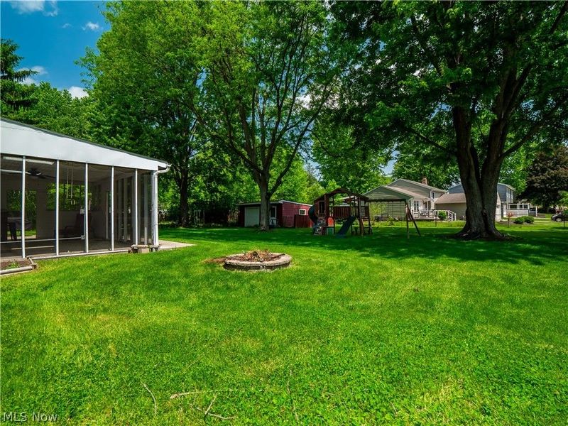 8590 Fairlane Drive, Olmsted Falls, OH 44138 Photo 30