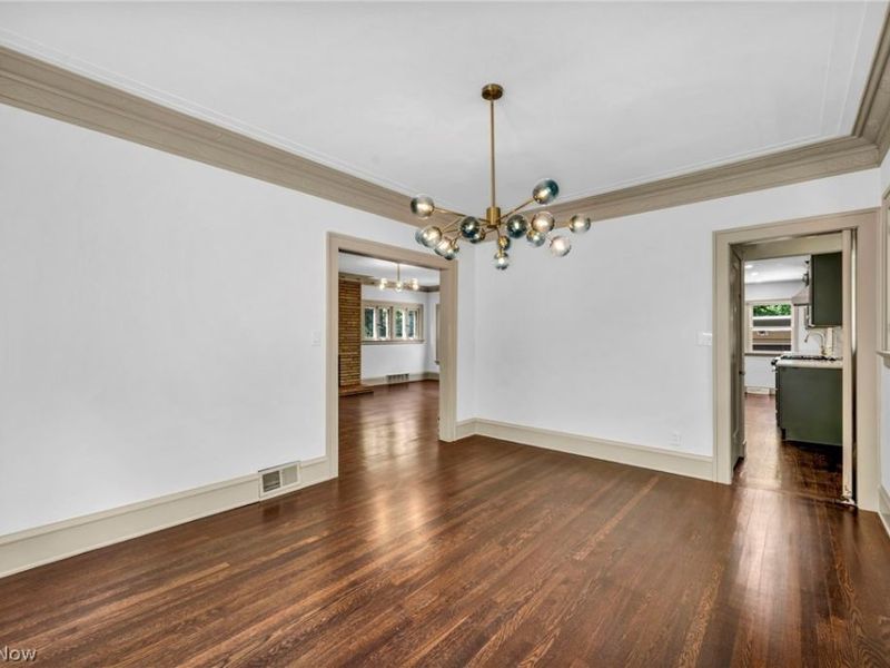 3007 Edgehill Road, Cleveland Heights, OH 44118 Photo 13