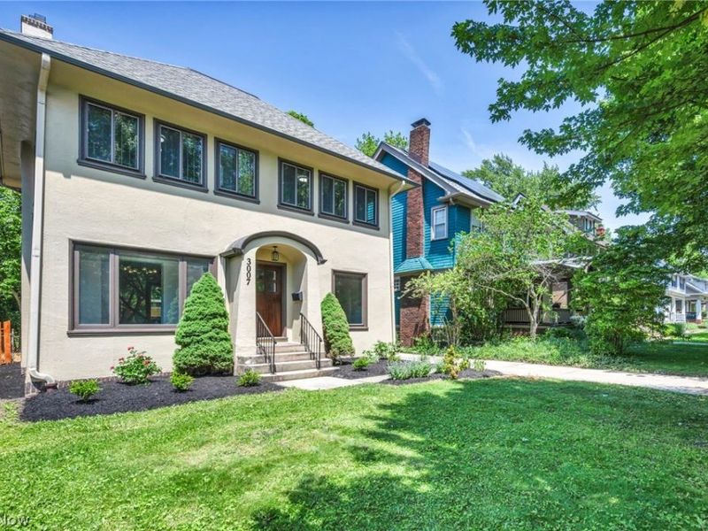 3007 Edgehill Road, Cleveland Heights, OH 44118 Photo 3