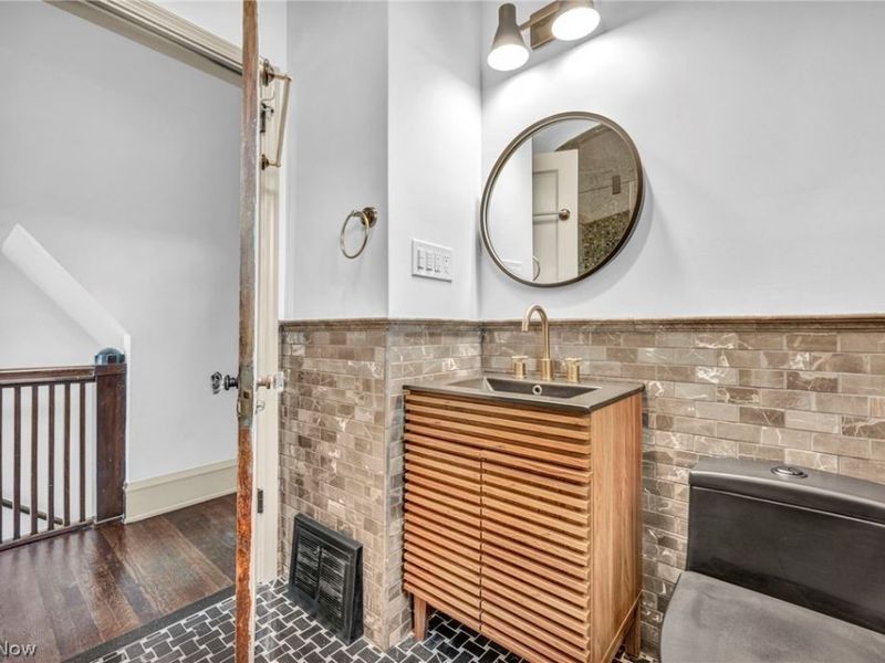 3007 Edgehill Road, Cleveland Heights, OH 44118 Photo 33