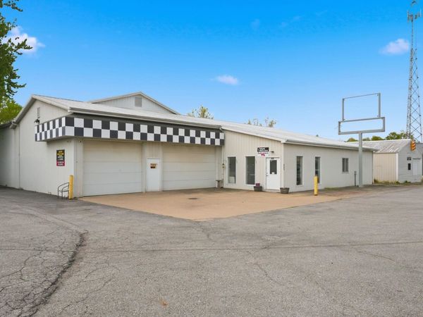 645 W 155 Road, Angola, IN 46703