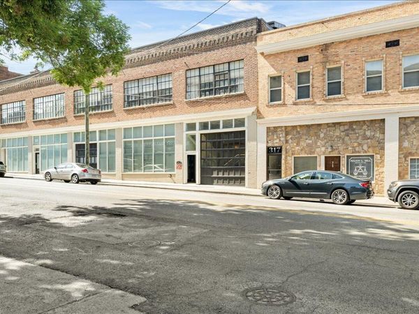 319 Campbell AVE SW, Unit 101, Roanoke, VA 24016