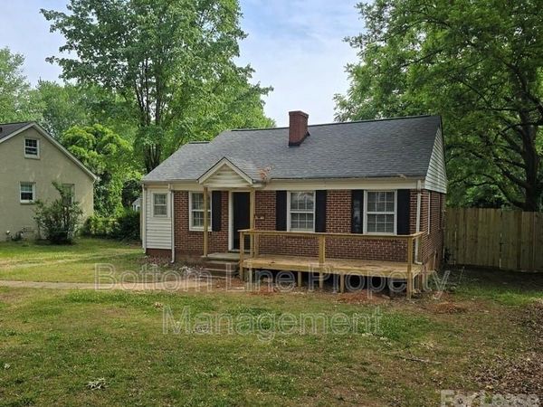 5008 Doris Avenue , Charlotte, NC 28205