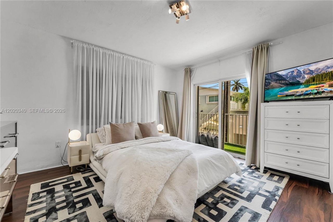 1420 Pennsylvania Ave , Unit 201, Miami Beach, FL 33139 Photo