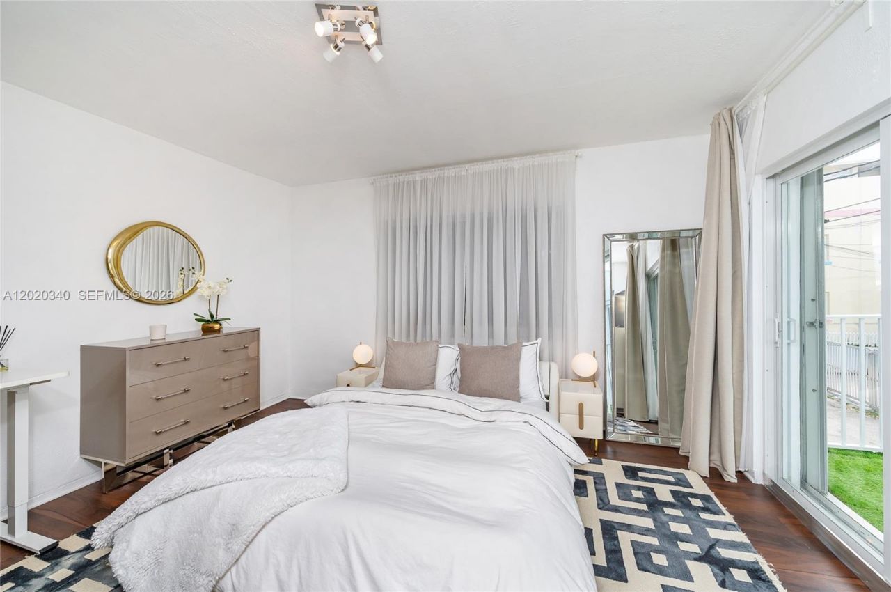 1420 Pennsylvania Ave , Unit 201, Miami Beach, FL 33139 Photo