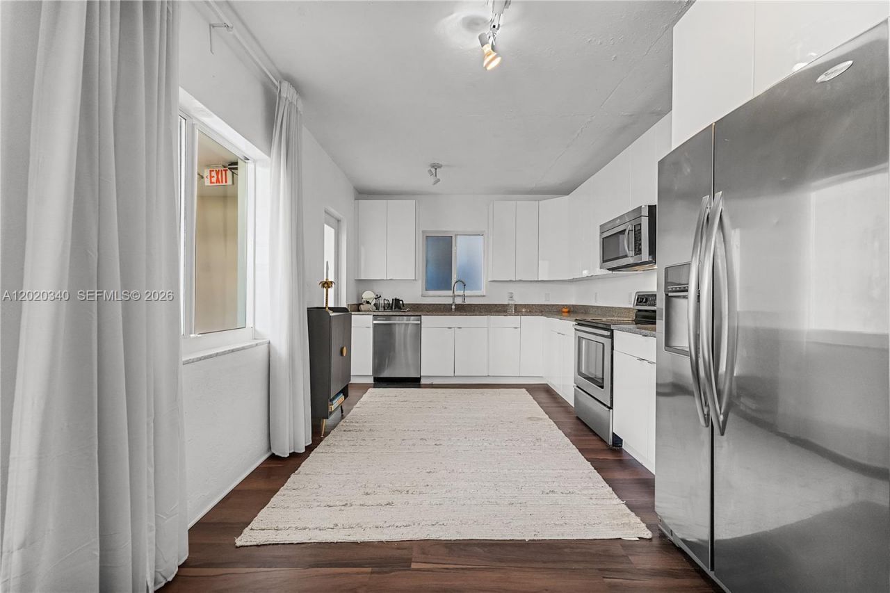 1420 Pennsylvania Ave , Unit 201, Miami Beach, FL 33139 Photo