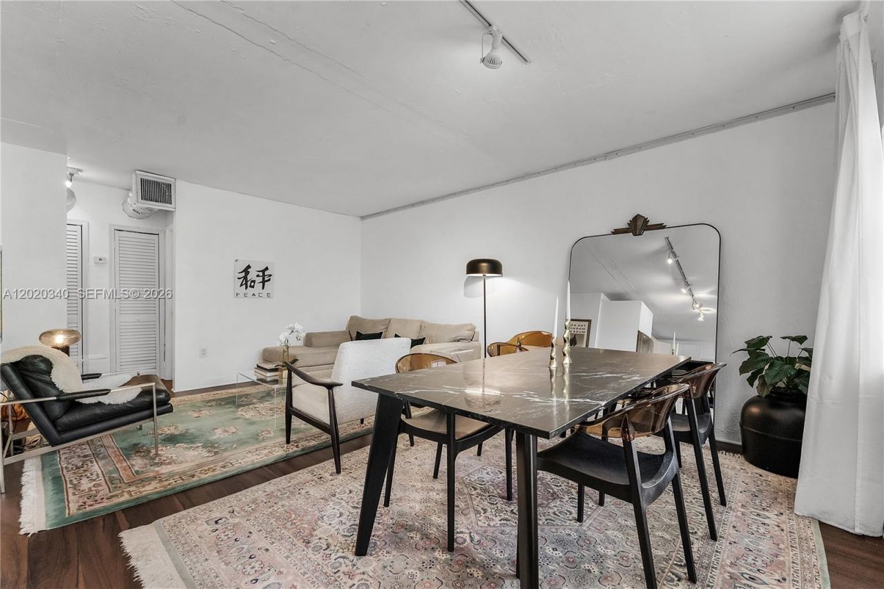 1420 Pennsylvania Ave , Unit 201, Miami Beach, FL 33139 Photo
