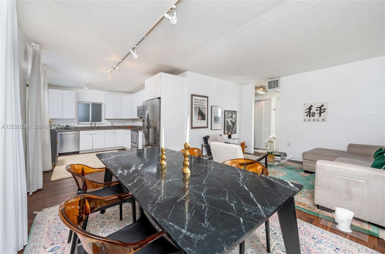 1420 Pennsylvania Ave , Unit 201, Miami Beach, FL 33139 Photo