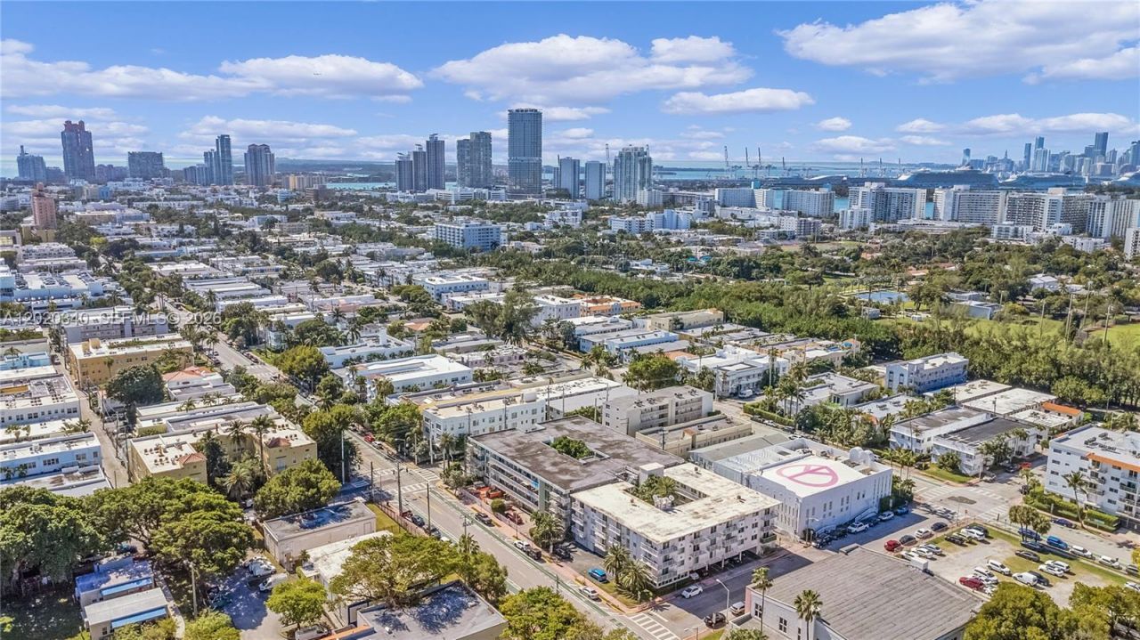 1420 Pennsylvania Ave , Unit 201, Miami Beach, FL 33139 Photo