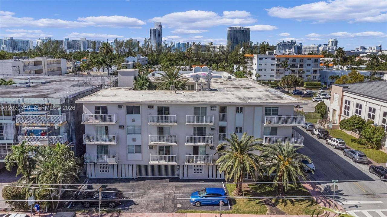 1420 Pennsylvania Ave , Unit 201, Miami Beach, FL 33139 Photo