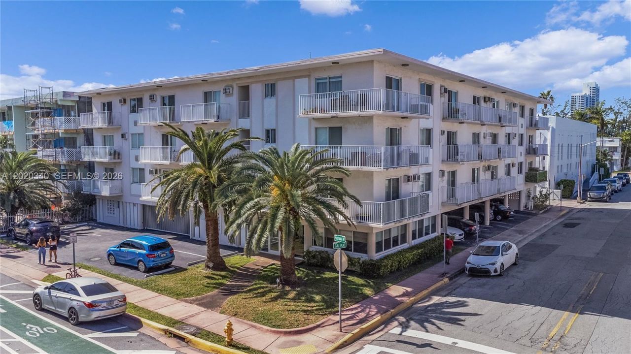 1420 Pennsylvania Ave , Unit 201, Miami Beach, FL 33139 Photo