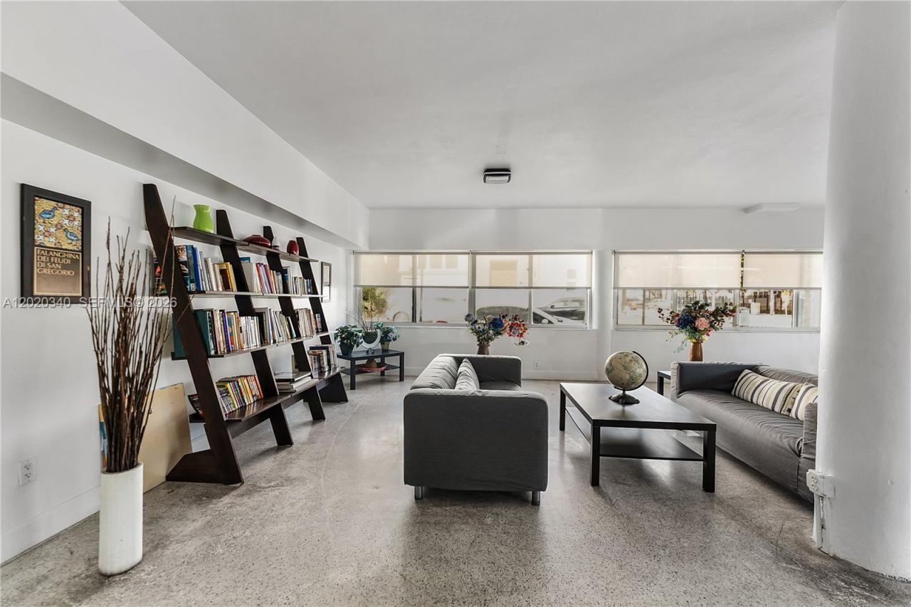 1420 Pennsylvania Ave , Unit 201, Miami Beach, FL 33139 Photo