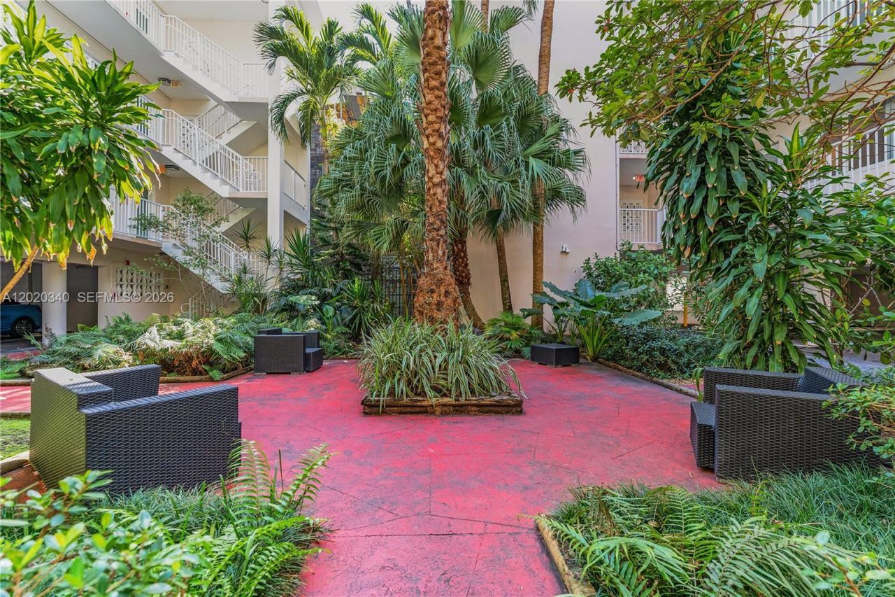 1420 Pennsylvania Ave , Unit 201, Miami Beach, FL 33139 Photo
