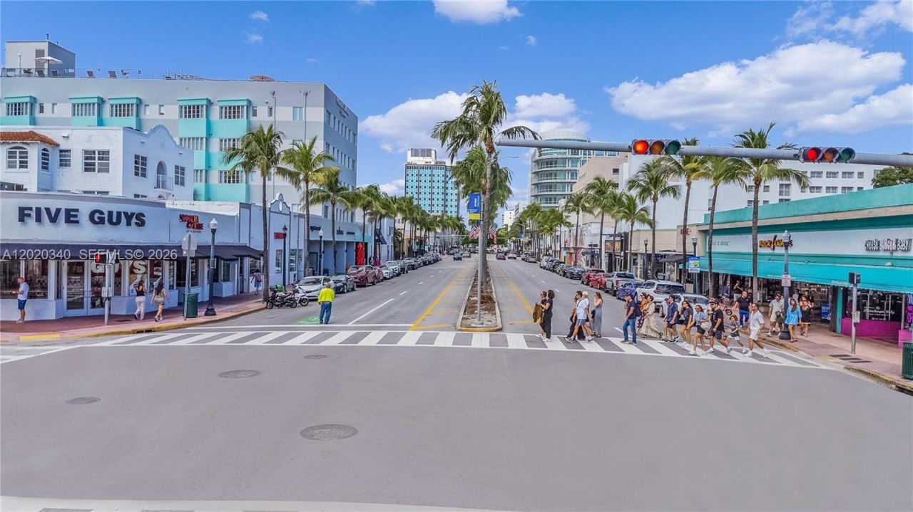 1420 Pennsylvania Ave , Unit 201, Miami Beach, FL 33139 Photo