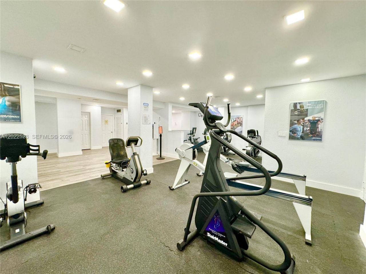230 174th St , Unit 2316, Sunny Isles Beach, FL 33160 Photo