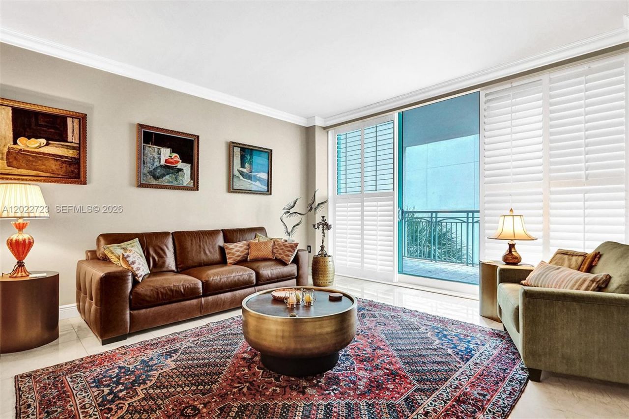 3400 SW 27th Ave , Unit 206, Miami, FL 33133 Photo