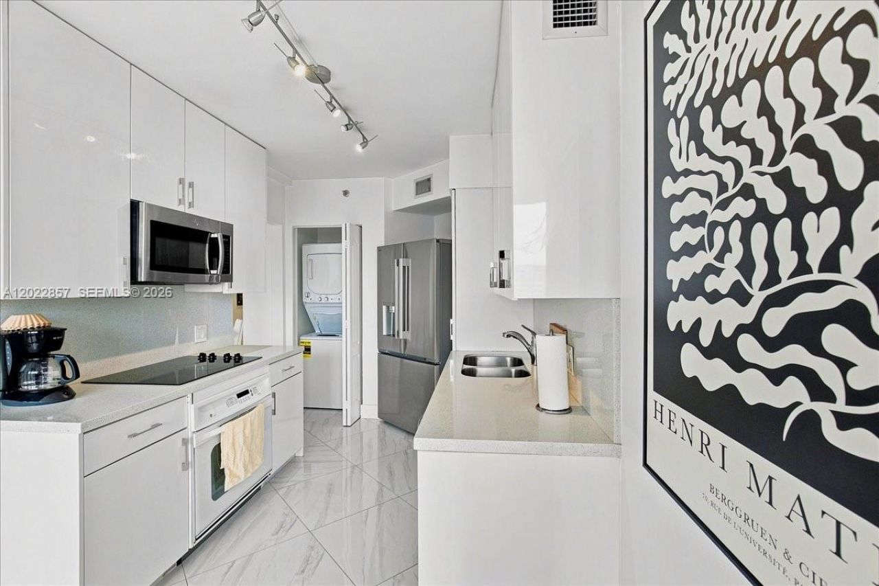 20185 E Country Club Dr, Unit 1104, Aventura, FL 33180 Photo