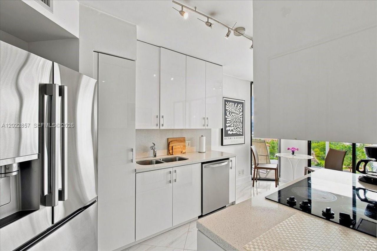 20185 E Country Club Dr, Unit 1104, Aventura, FL 33180 Photo