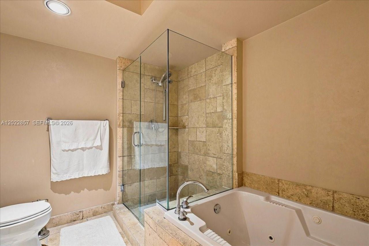 20185 E Country Club Dr, Unit 1104, Aventura, FL 33180 Photo