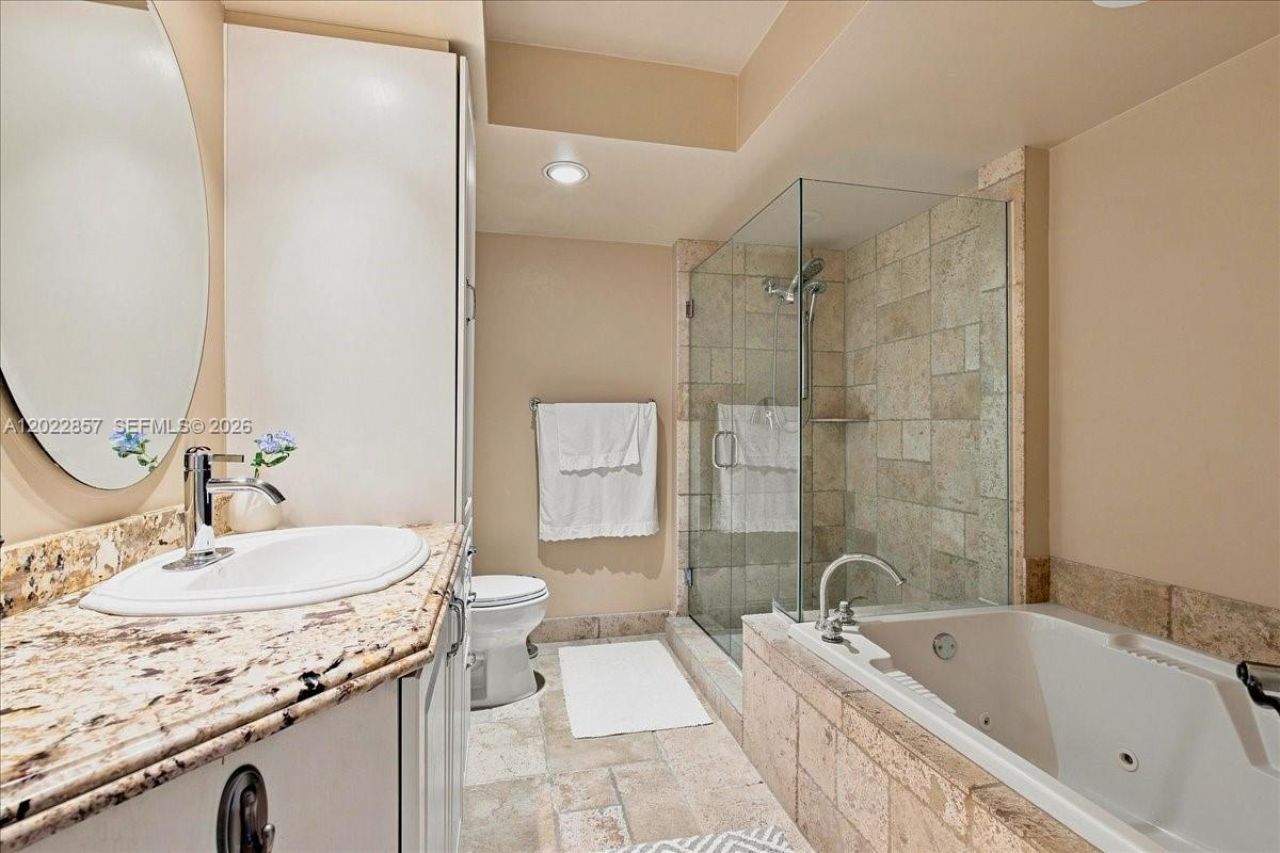20185 E Country Club Dr, Unit 1104, Aventura, FL 33180 Photo