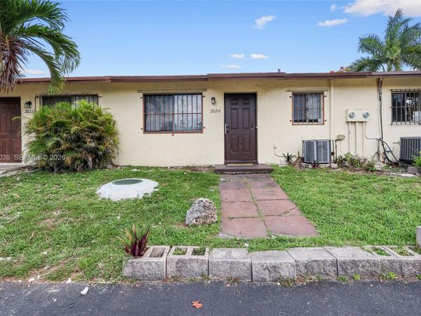 28214 SW 143rd Ct , Homestead, FL 33033