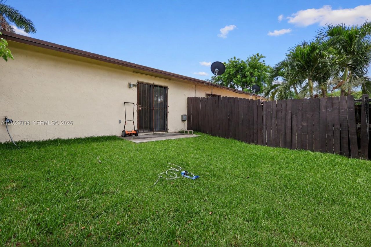 28214 SW 143rd Ct , Homestead, FL 33033 Photo