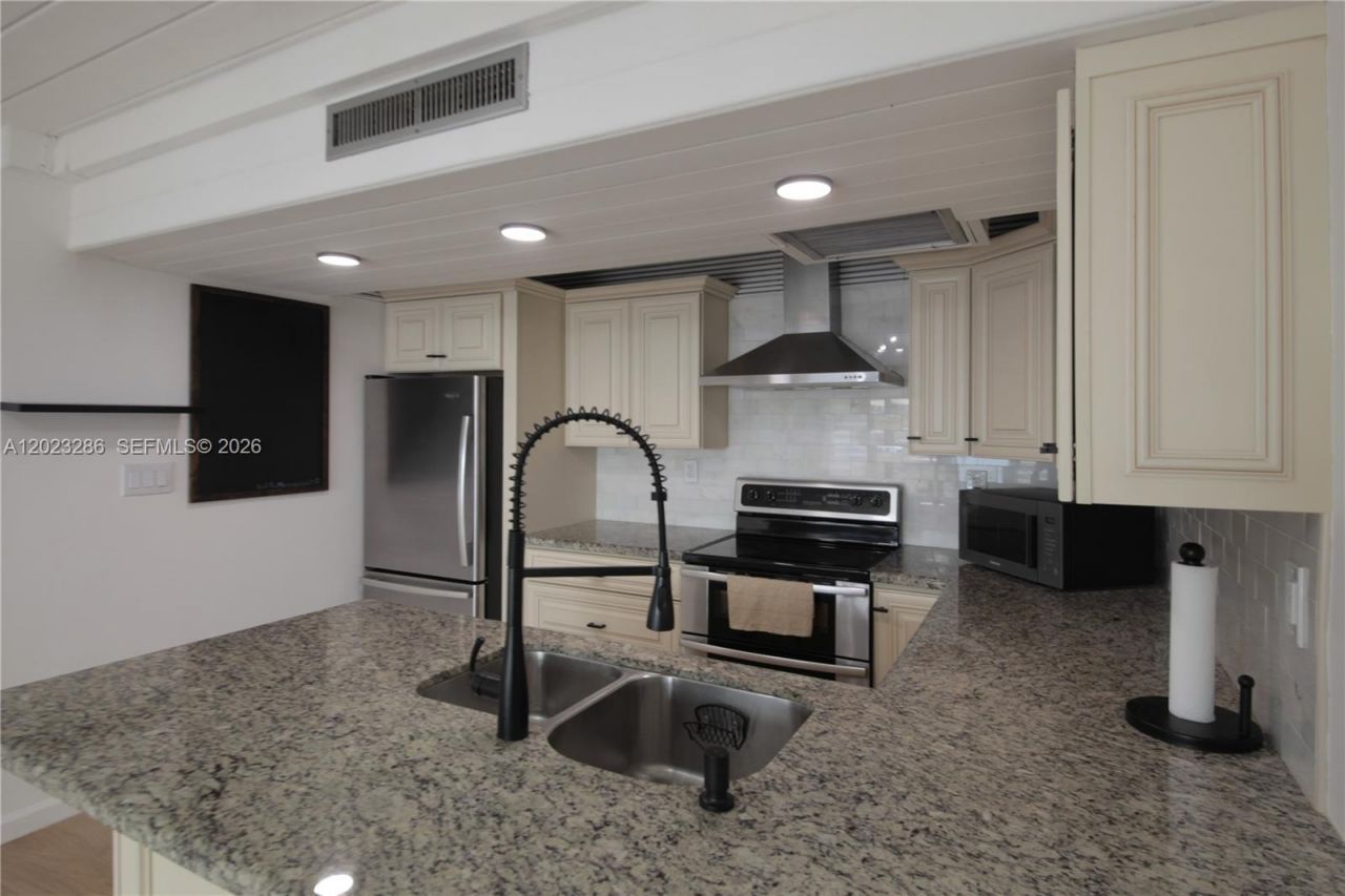 6380 Jack Rabbit Ln , Miami Lakes, FL 33014 Photo