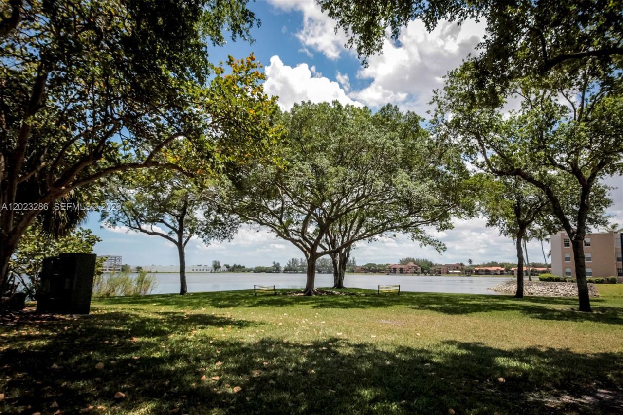 6380 Jack Rabbit Ln , Miami Lakes, FL 33014 Photo
