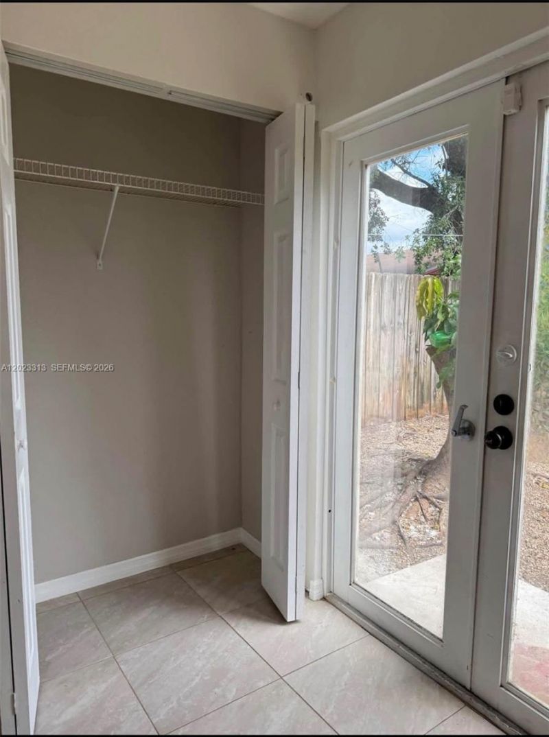 1360 NW 9th St , Unit 1, Homestead, FL 33030 Photo