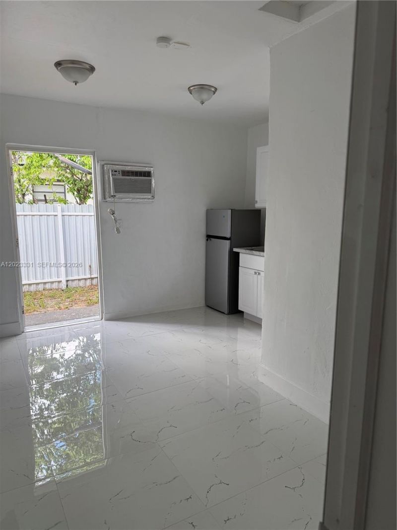 4871 W Flagler St, Unit 6, Miami, FL 33134 Photo