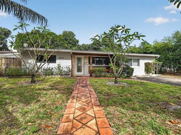 2030 N 57th Ter , Hollywood, FL 33021