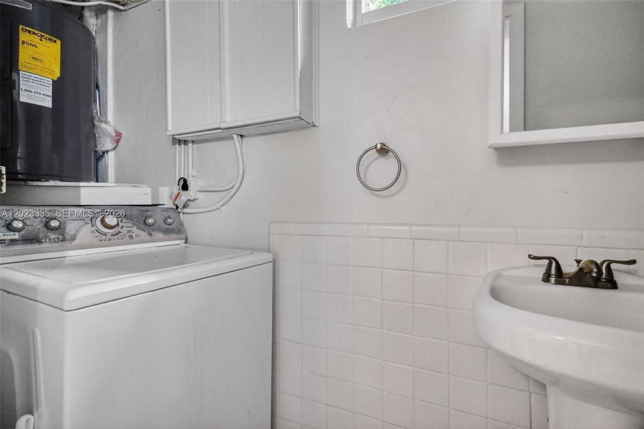 2030 N 57th Ter , Hollywood, FL 33021 Photo