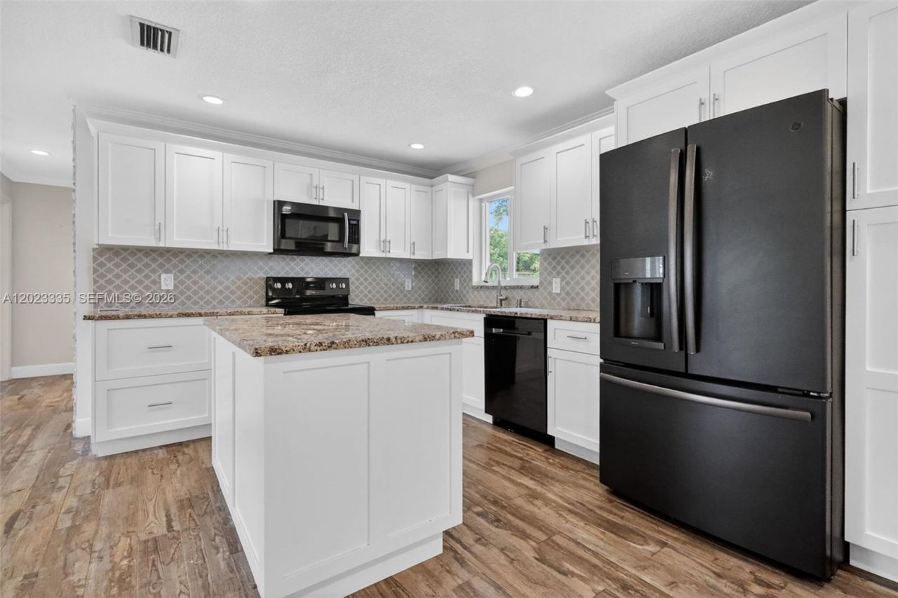 2030 N 57th Ter , Hollywood, FL 33021 Photo
